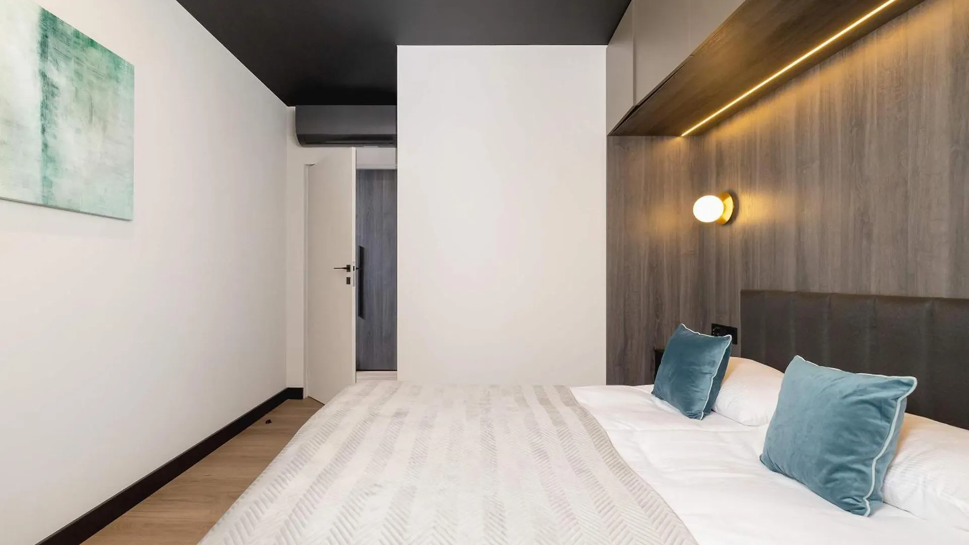 Exclusive Apartment With Parking By Renters Prestige Krakow