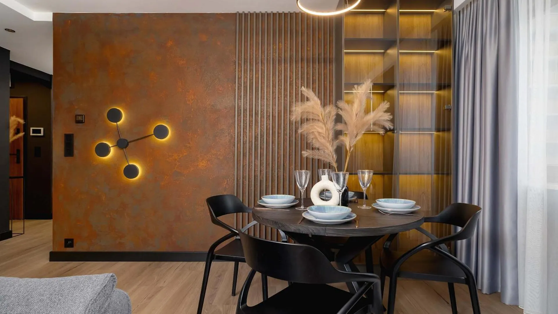 Exclusive Apartment With Parking By Renters Prestige Krakow