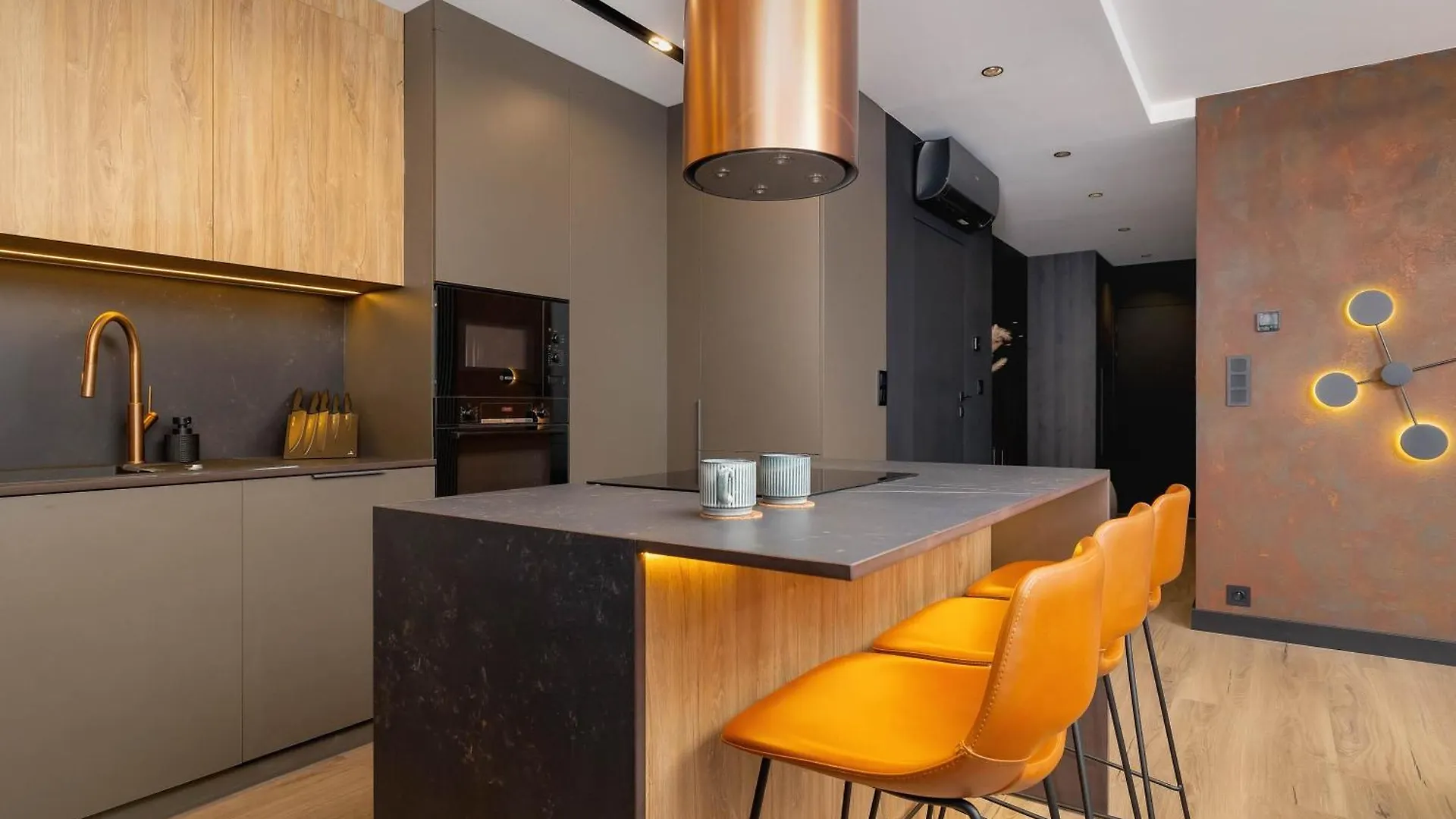 Exclusive Apartment With Parking By Renters Prestige Krakow 0*,  Poland