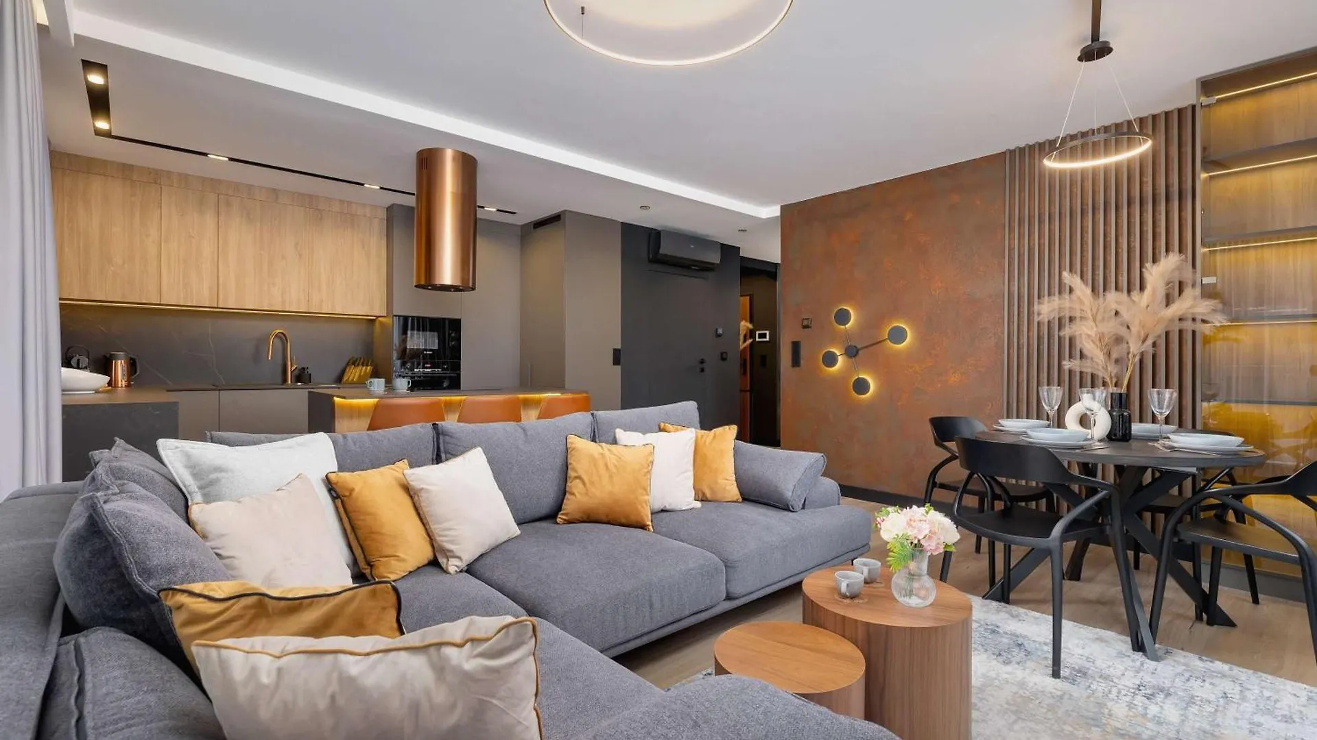 Exclusive Apartment With Parking By Renters Prestige Krakow