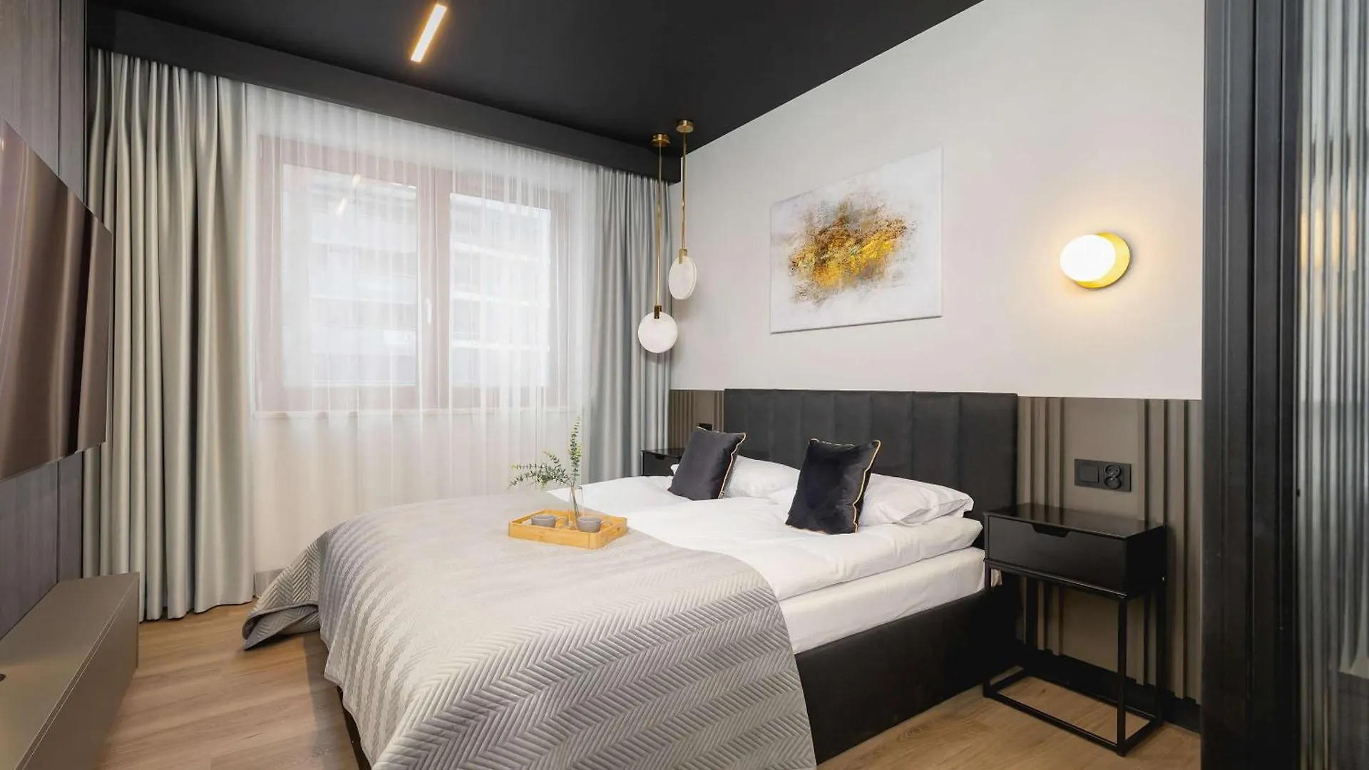 Exclusive Apartment With Parking By Renters Prestige Krakow Poland