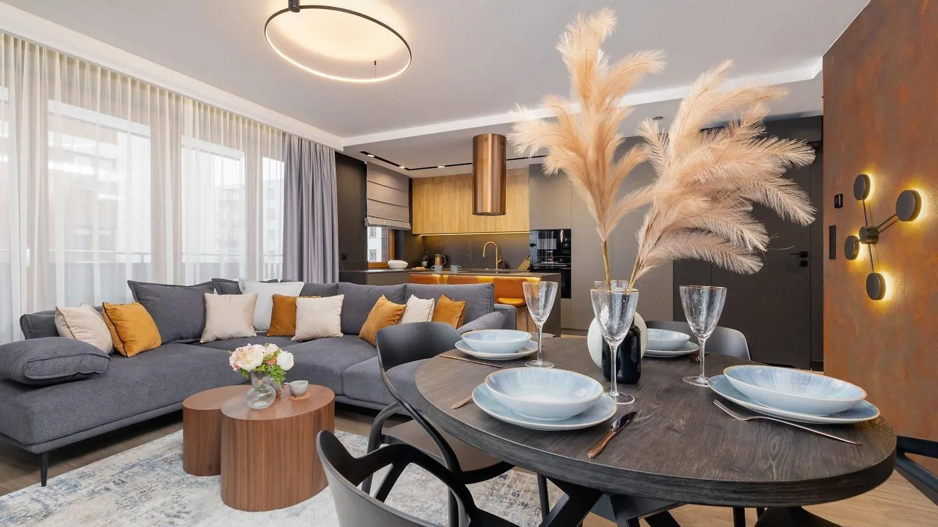 Exclusive Apartment With Parking By Renters Prestige Krakow