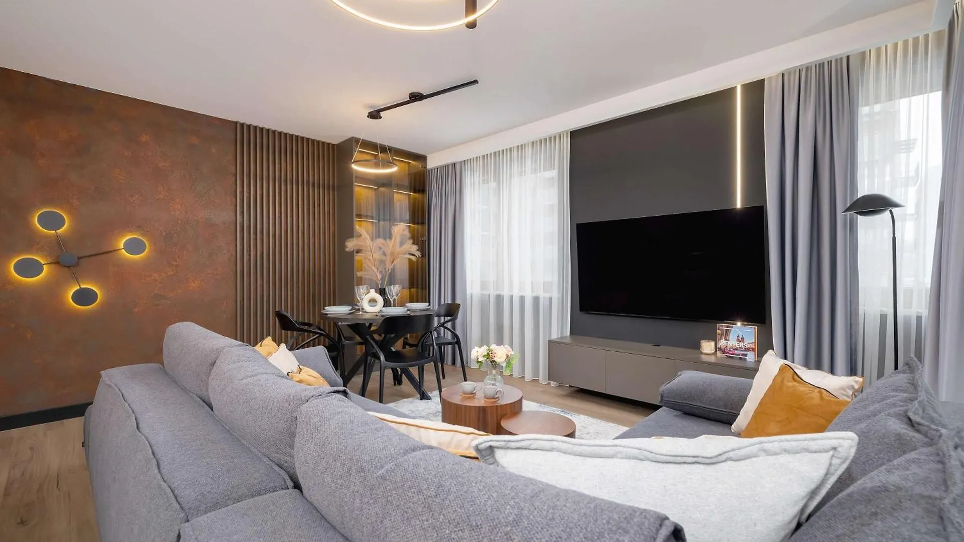 Exclusive Apartment With Parking By Renters Prestige Krakow