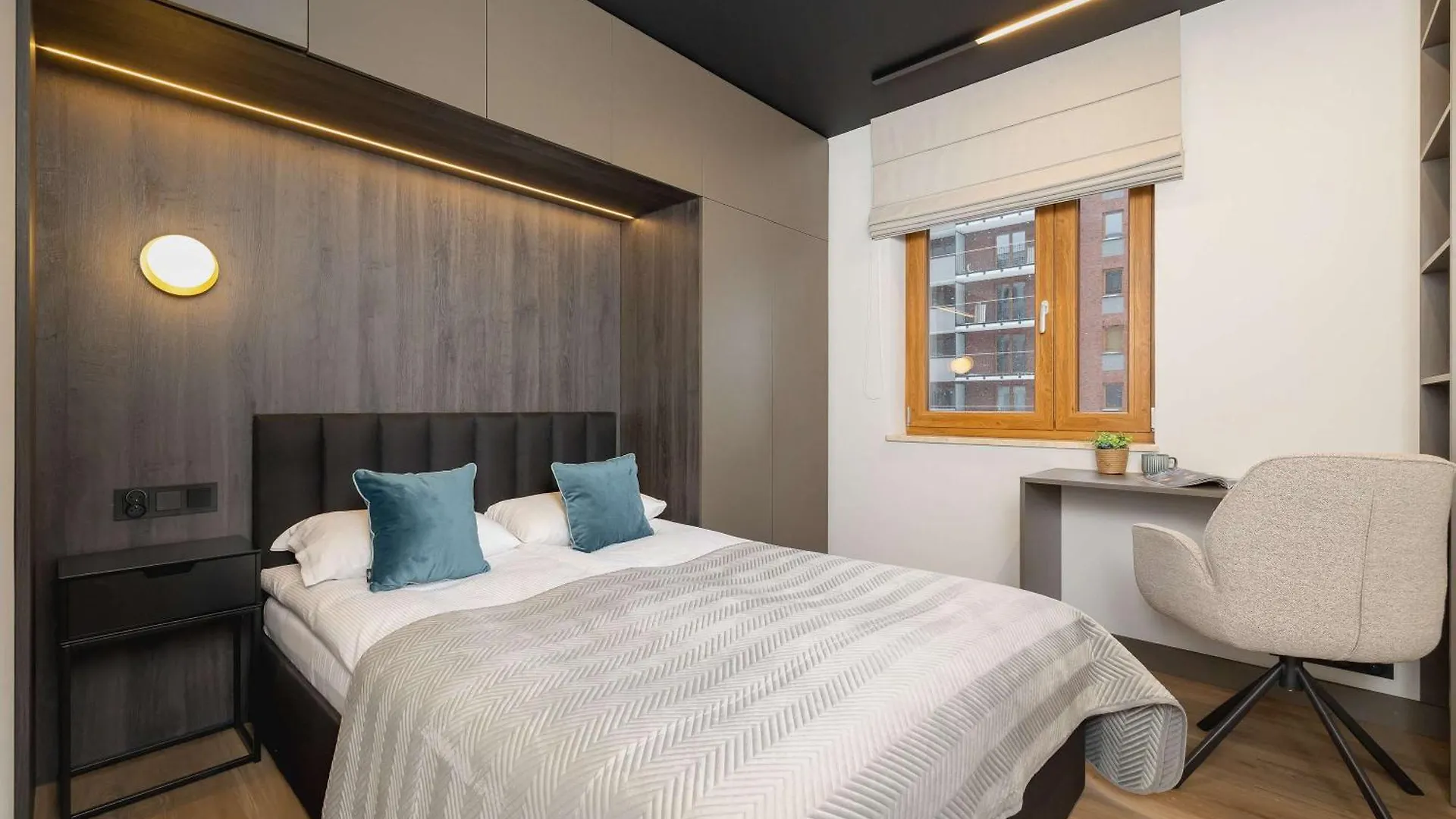 Exclusive Apartment With Parking By Renters Prestige Krakow 0*,